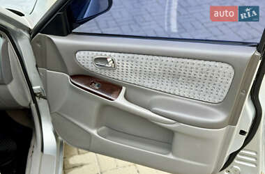 Седан Mazda 626 2002 в 