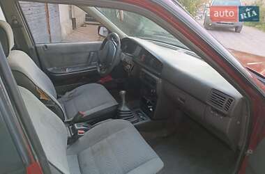 Седан Mazda 626 1990 в  фото 4 Седан Mazda 626 1990 в