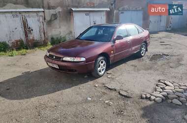 Хетчбек Mazda 626 1995 в Чернівцях