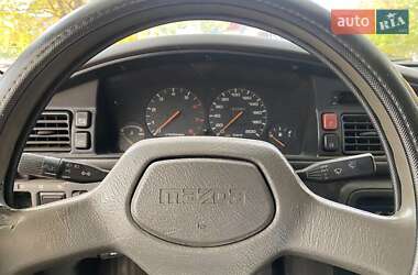 Хэтчбек Mazda 626 1990 в 