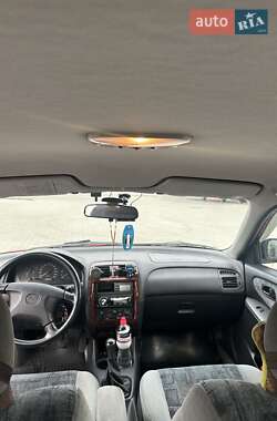 Хэтчбек Mazda 626 1998 в 