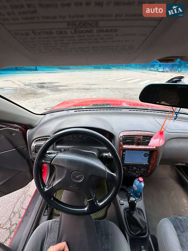 Хэтчбек Mazda 626 1999 в Кременчуге