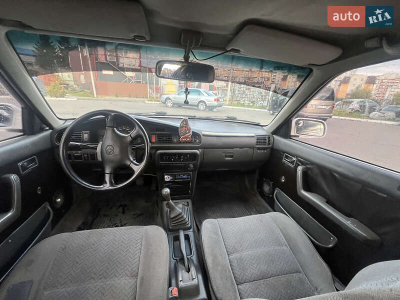 Седан Mazda 626 1990 в Хмельницькому фото 6 Седан Mazda 626 1990 в Хмельницькому