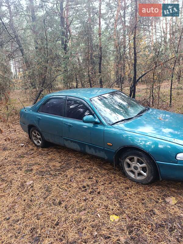 Седан Mazda 626 1996 в Павлограді