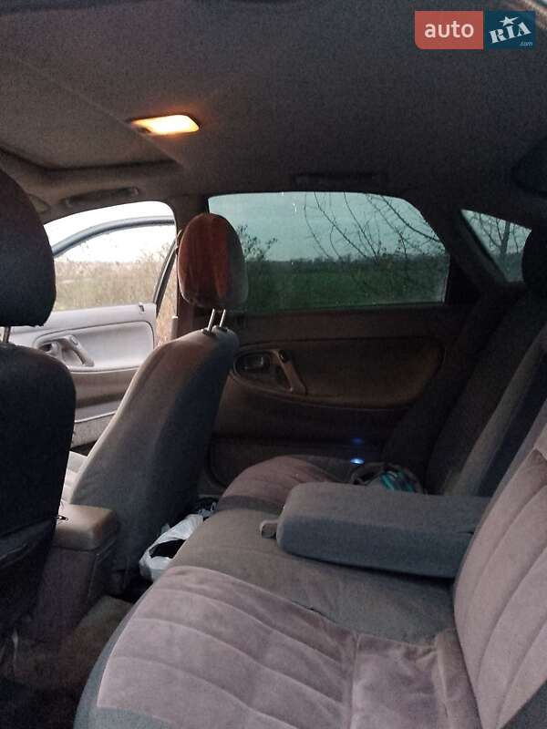 Хетчбек Mazda 626 1992 в Городку