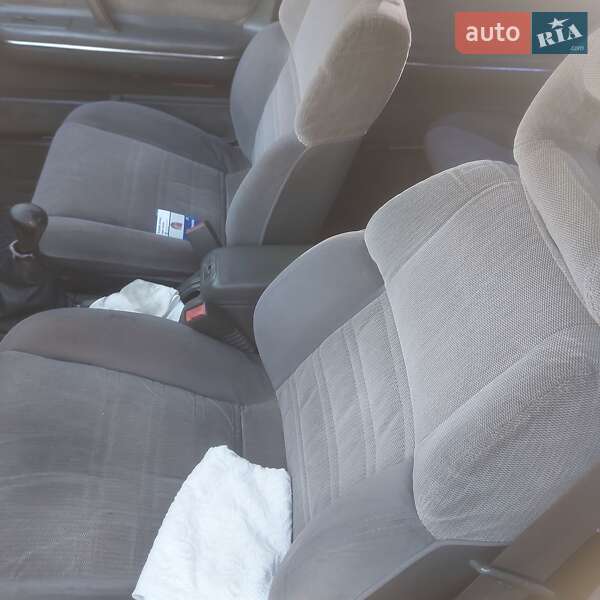 Седан Mazda 626 1991 в Одессе фото 5 Седан Mazda 626 1991 в Одессе