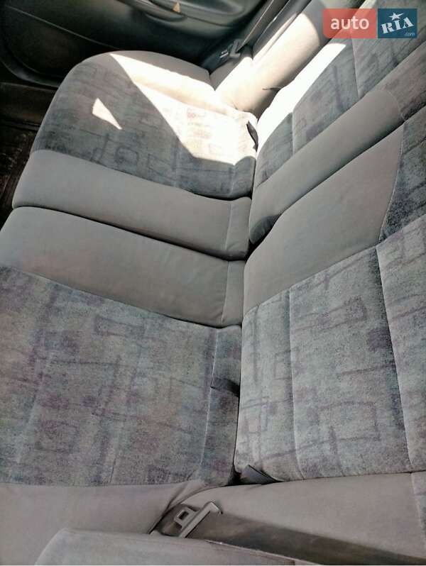 Универсал Mazda 626 1998 в Кривом Роге