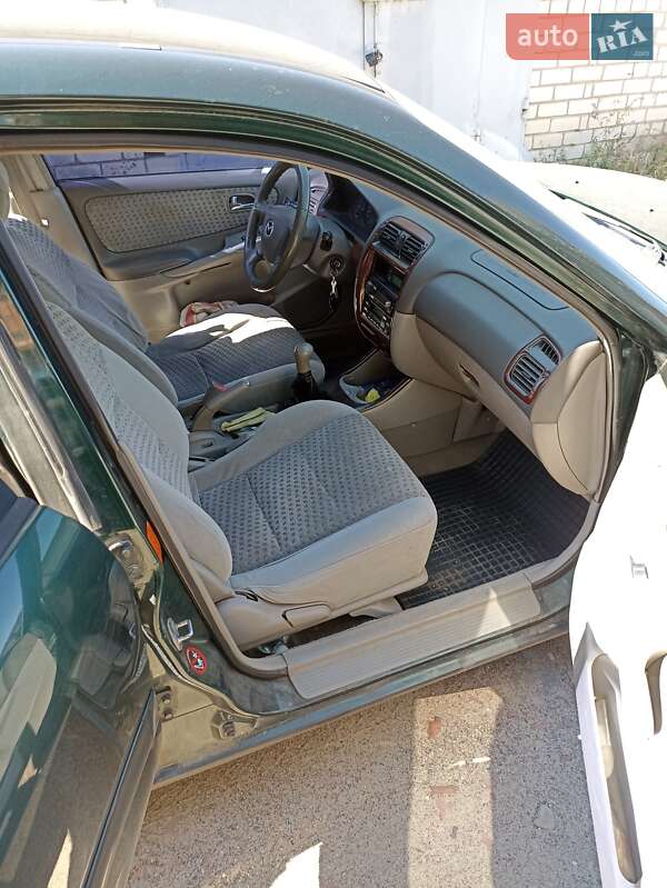 Хэтчбек Mazda 626 2000 в Харькове