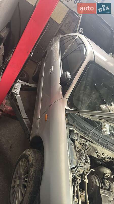 Хэтчбек Mazda 626 2000 в Львове