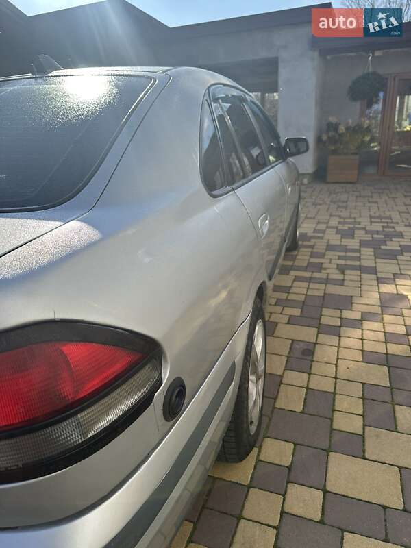 Седан Mazda 626 2000 в Львове