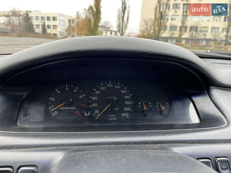 Седан Mazda 626 1995 в Києві