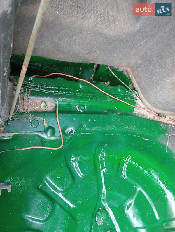 Седан Mazda 626 1995 в Клевані