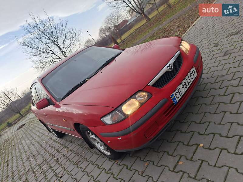 Седан Mazda 626 1999 в Черновцах