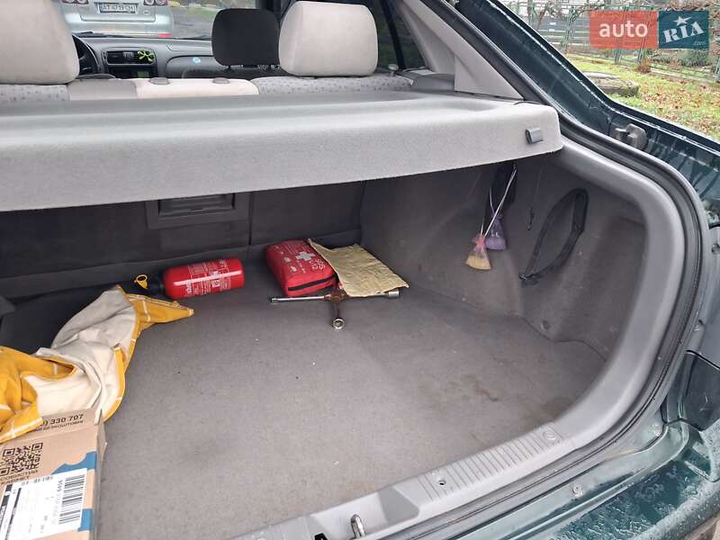 Хэтчбек Mazda 626 2000 в Калуше