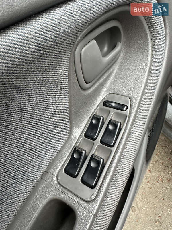 Седан Mazda 626 1994 в Києві