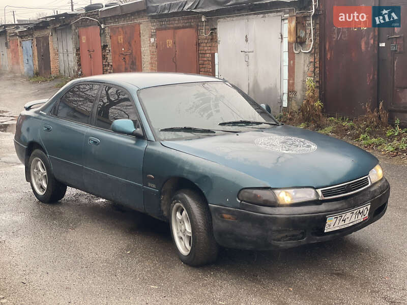 Седан Mazda 626 1992 в Виннице