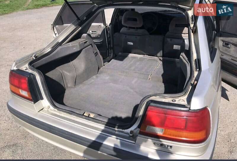 Хэтчбек Mazda 626 1992 в Верхней Сыроватке фото 9 Хэтчбек Mazda 626 1992 в Верхней Сыроватке