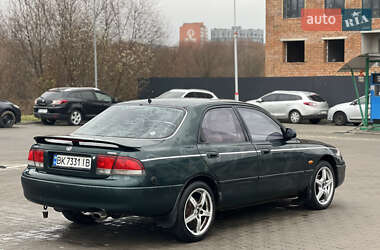 Седан Mazda 626 1995 в Хмельницком
