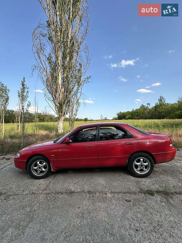 Седан Mazda 626 1992 в Запорожье фото 2 Седан Mazda 626 1992 в Запорожье