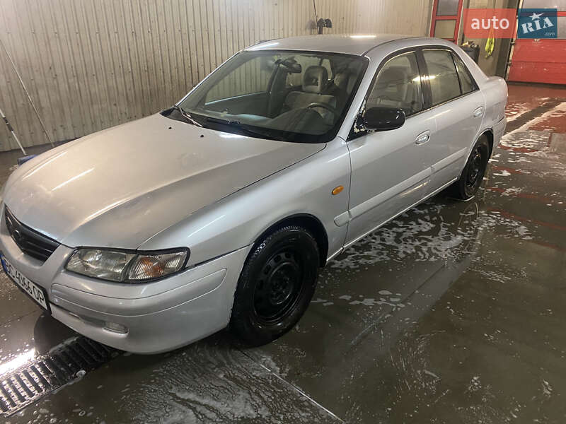 Mazda 626 2001