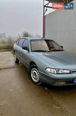 Седан Mazda 626 1992 в Болграде