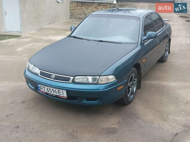 Седан Mazda 626 1994 в Снятине