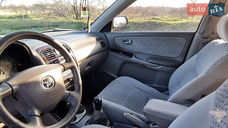 Седан Mazda 626 2000 в Одессе