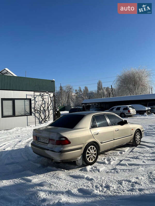 Седан Mazda 626 1998 в Хмельницком