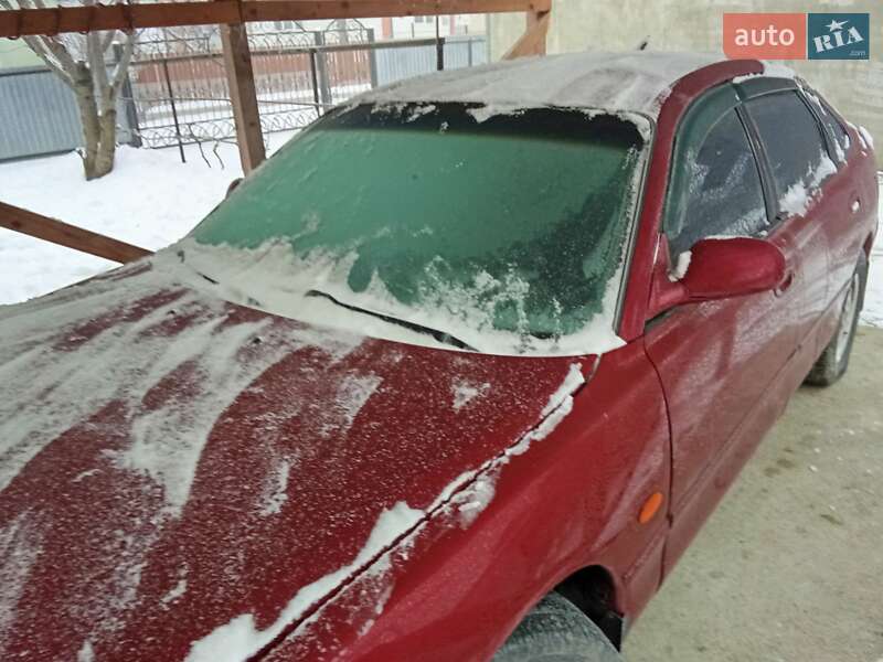 Хэтчбек Mazda 626 1993 в Новоселице фото 3 Хэтчбек Mazda 626 1993 в Новоселице