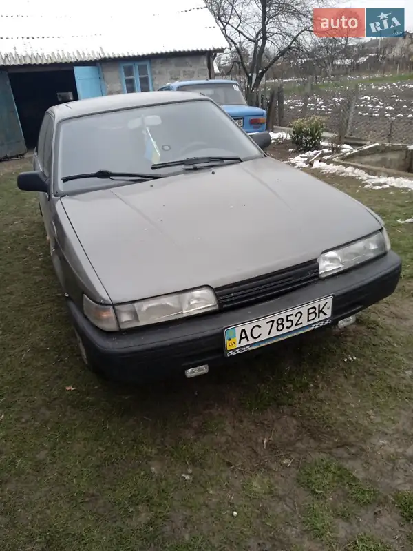Mazda 626 1988