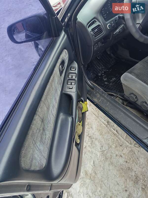 Седан Mazda 626 1999 в Калиновке