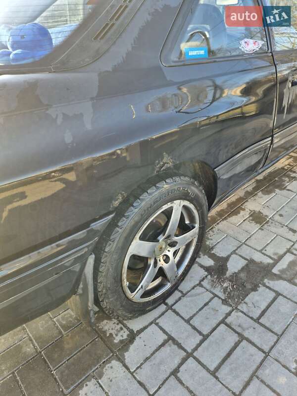 Купе Mazda 626 1990 в Херсоні