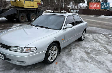 Седан Mazda 626 1992 в Обухове