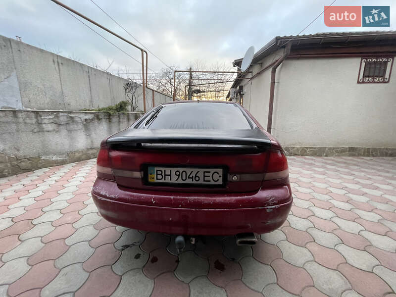 Хэтчбек Mazda 626 1993 в Овидиополе