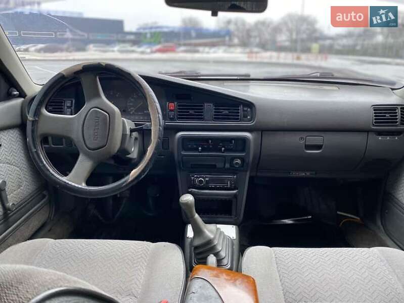 Універсал Mazda 626 1988 в Дніпрі