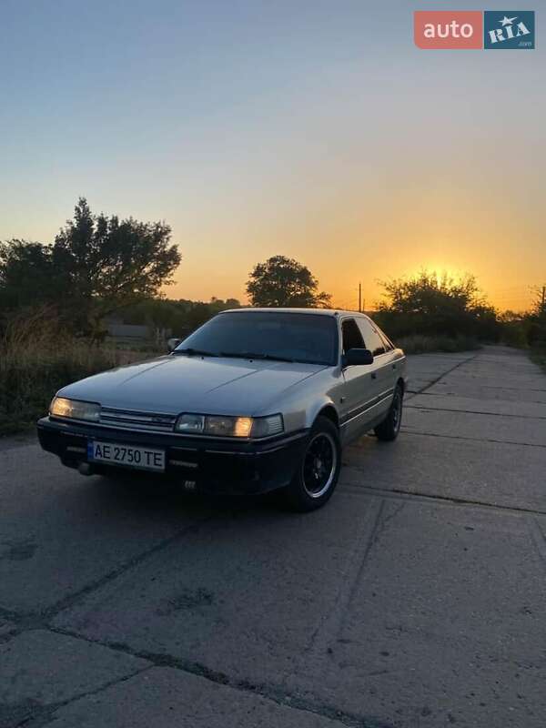 Універсал Mazda 626 1988 в Дніпрі
