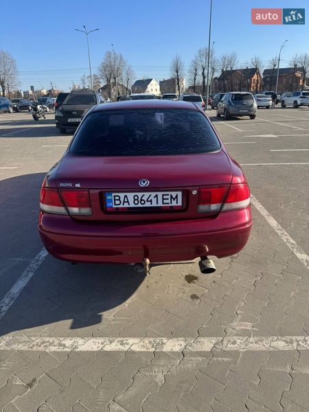 Седан Mazda 626 1994 в Киеве