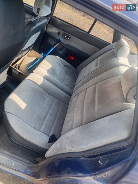 Хэтчбек Mazda 626 1986 в Ровно