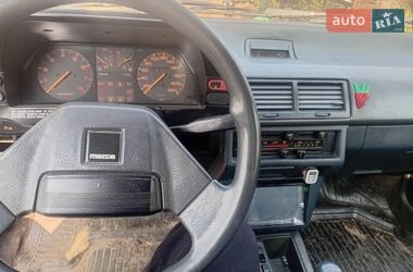 Хэтчбек Mazda 626 1986 в Ровно