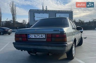 Седан Mazda 626 1985 в Киеве