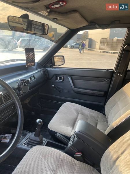 Седан Mazda 626 1985 в Киеве