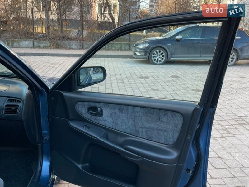 Хэтчбек Mazda 626 1998 в Львове
