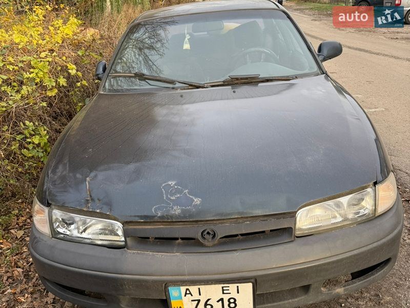 Седан Mazda 626 1996 в Киеве