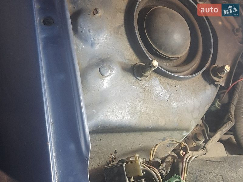 Хэтчбек Mazda 626 1989 в Ужгороде