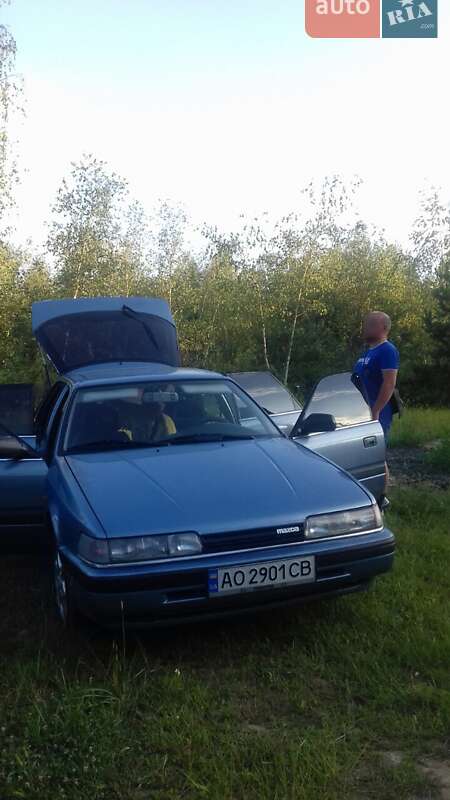 Хэтчбек Mazda 626 1989 в Ужгороде