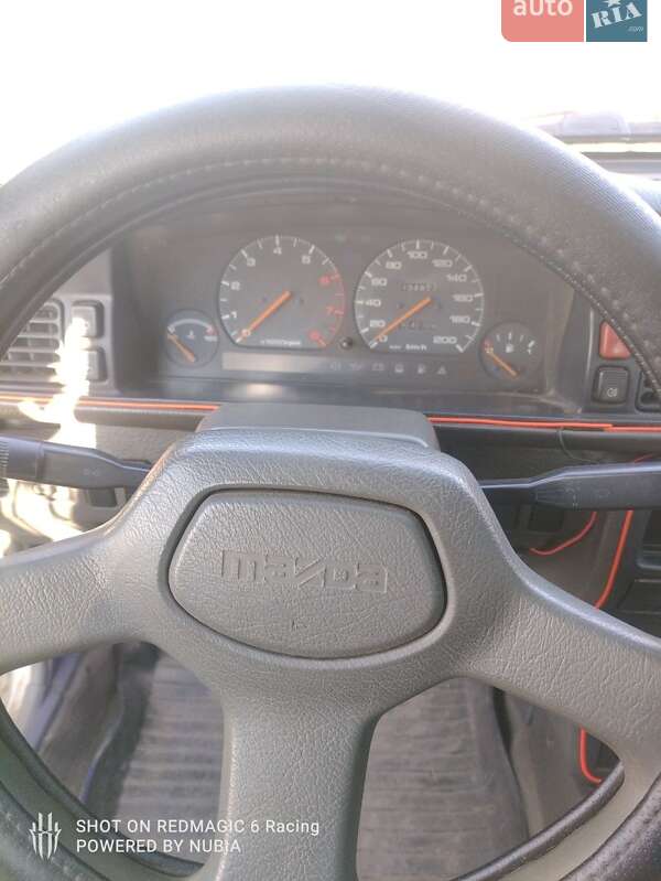 Хэтчбек Mazda 626 1989 в Вознесенске