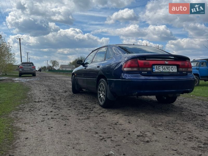 Хетчбек Mazda 626 1997 в Кобеляках