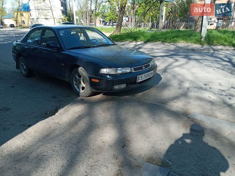 Седан Mazda 626 1997 в Черновцах