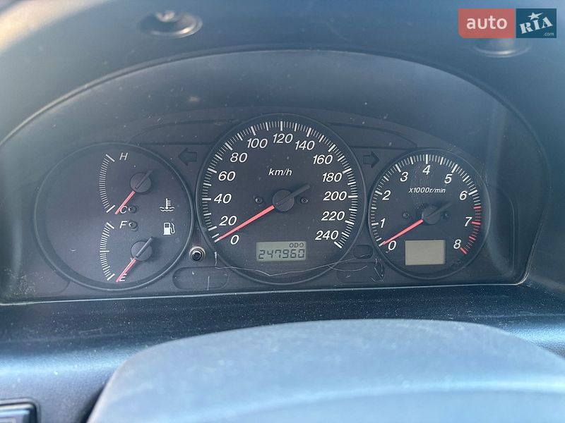 Седан Mazda 626 2001 в Одессе