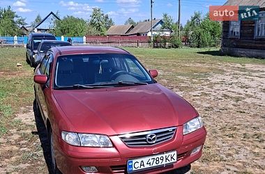 Седан Mazda 626 2000 в Олевську